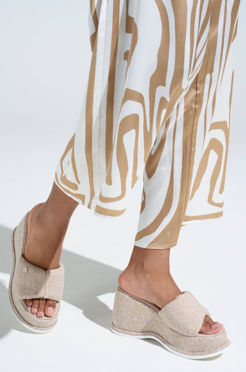  AZALEA WANG NATHALIA BEIGE NOVELTY FLATFORM SANDAL