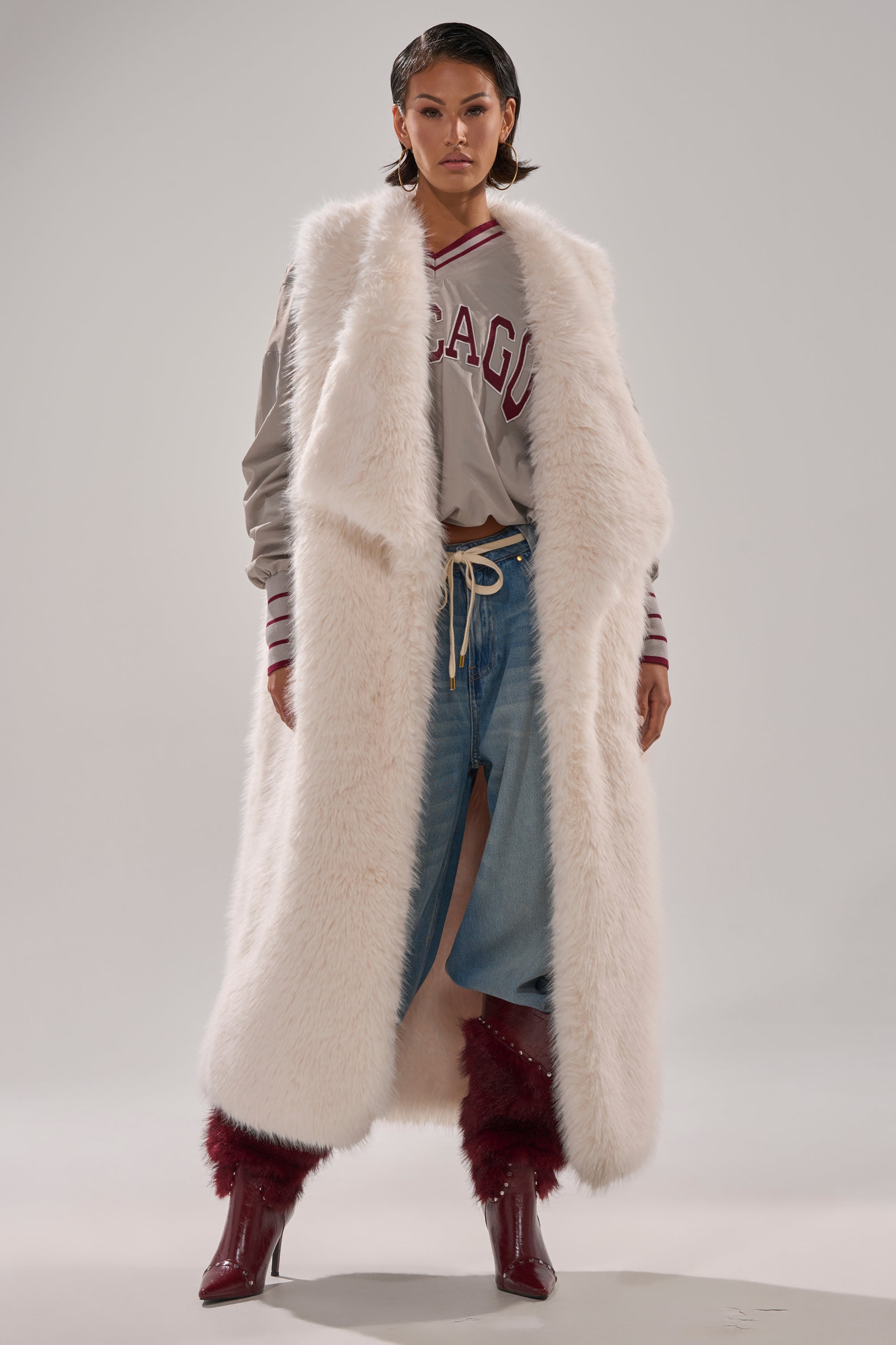 DOWN TIME FAUX FUR VEST IN IVORY
