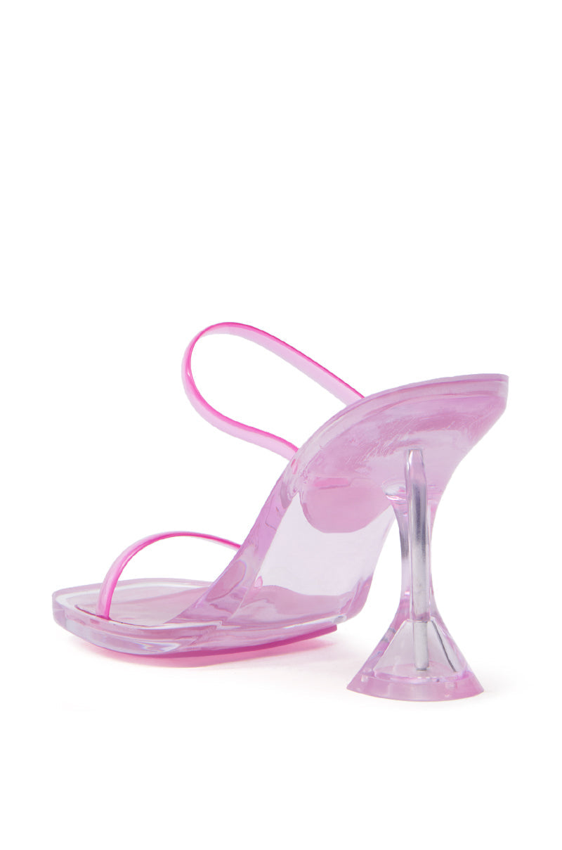 AKIRA QUIRON PINK SANDAL