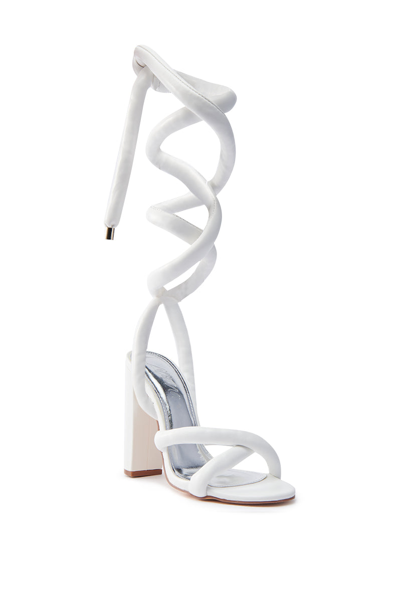 ROYALE WHITE PU PUFF CHUNKY LACE UP SANDAL
