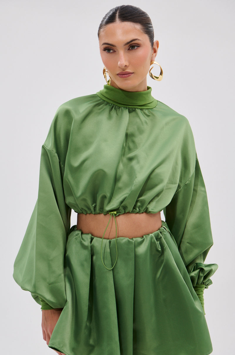 POP IT OFF TURTLENECK BLOUSE