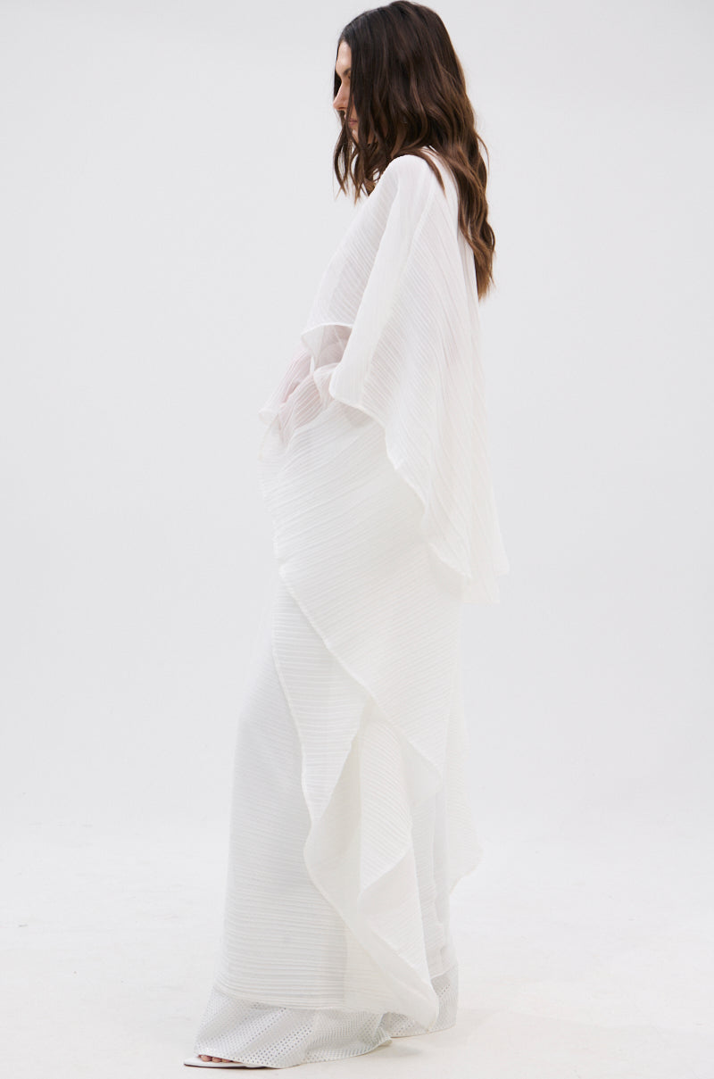 FLY AWAY WITH ME BLOUSE IN WHITE