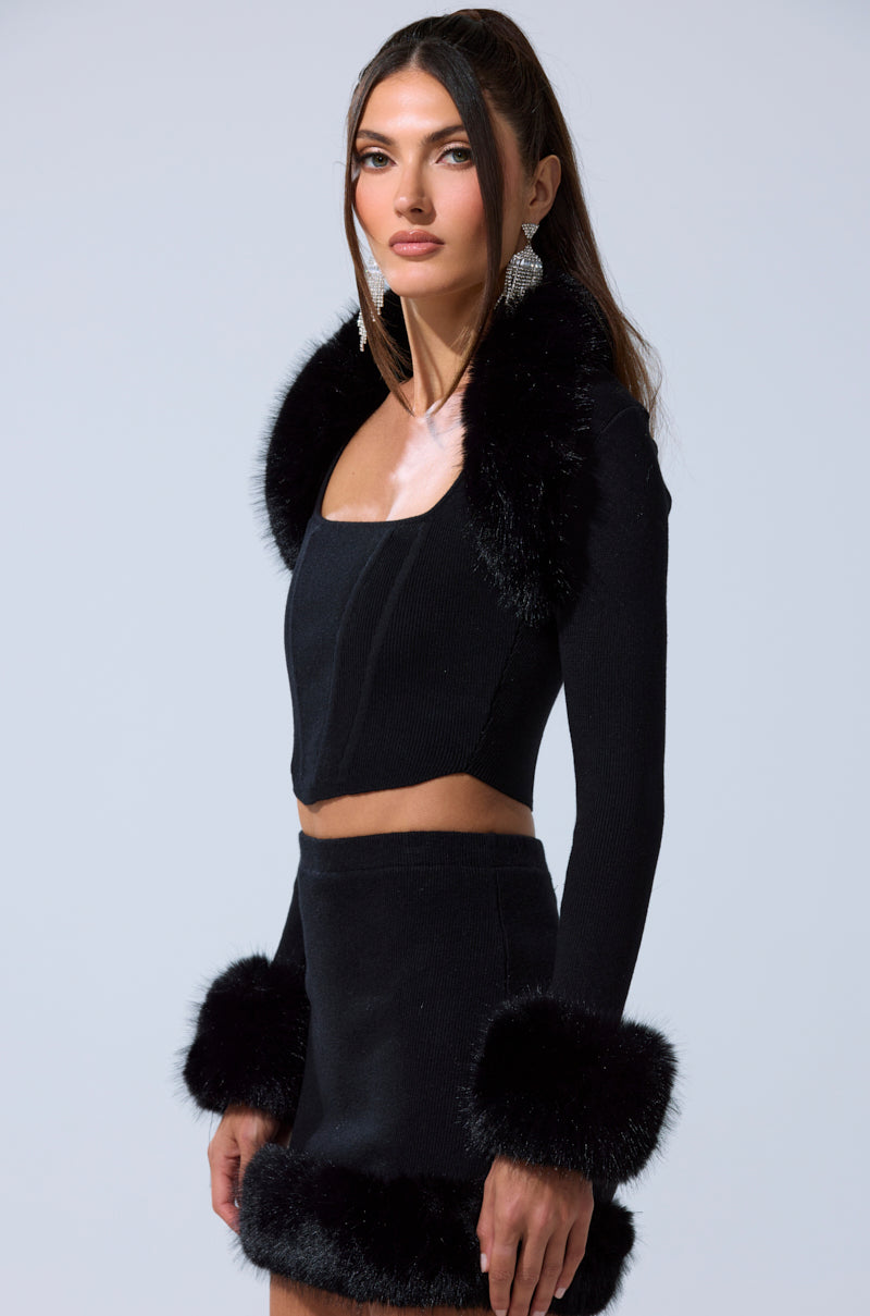 BIG MOOD FUR TRIM SHRUG IN BLACK
