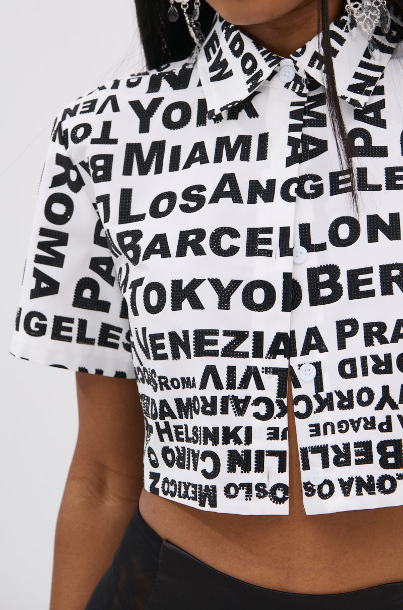 CITY LOVING BUTTON DOWN TOP