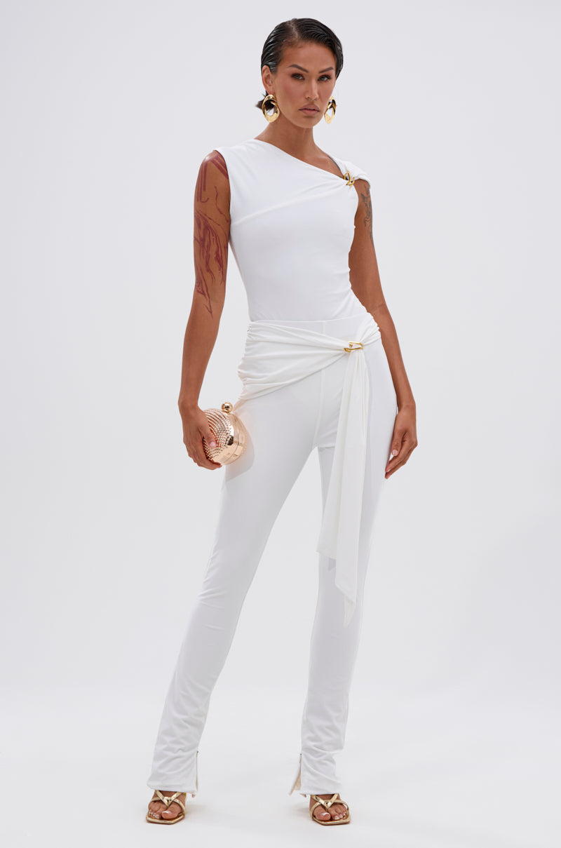 IZZY SEAMLESS BODYSUIT