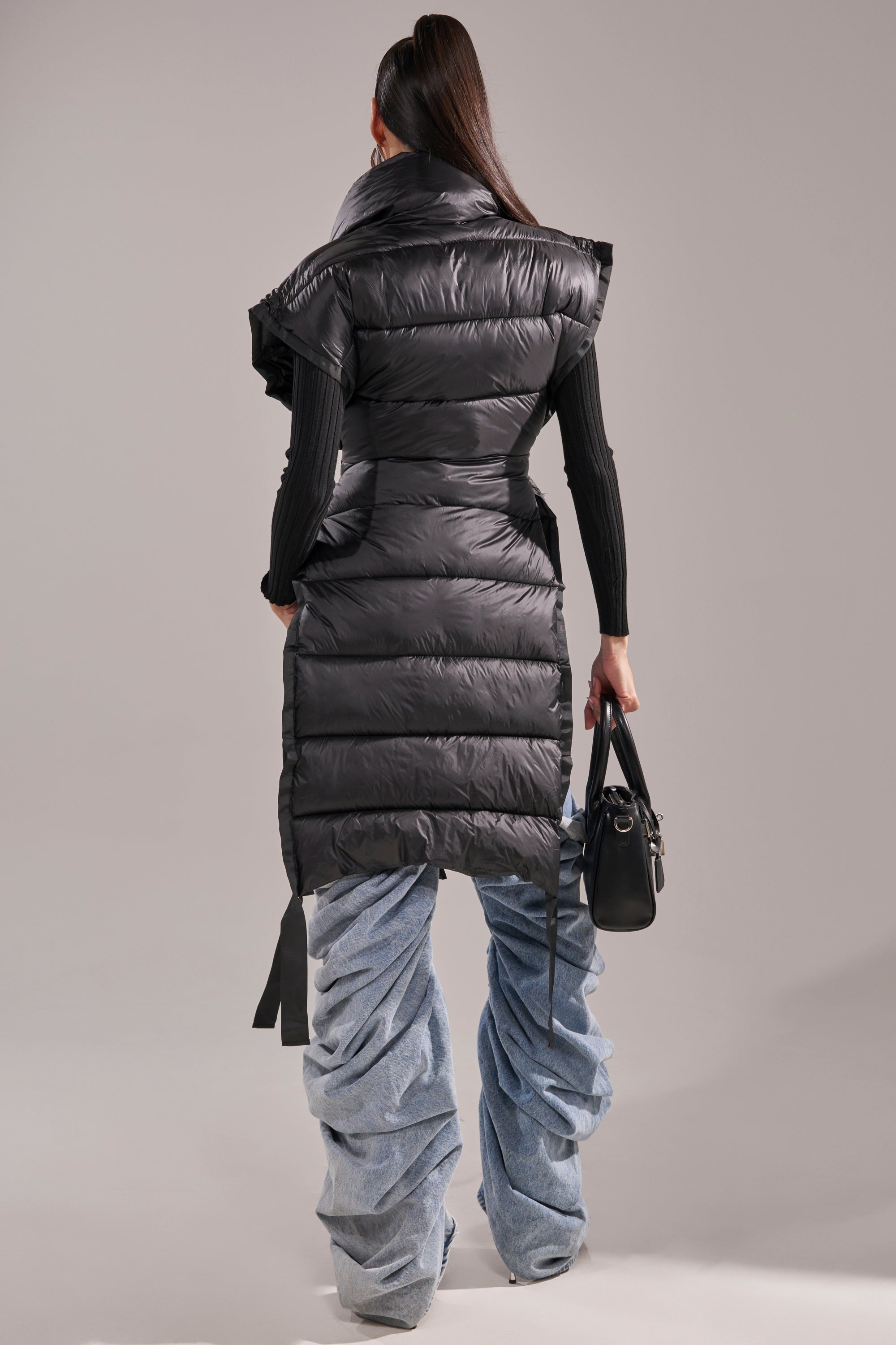 PILOT JONES LONG LINE PUFFER VEST IN BLACK