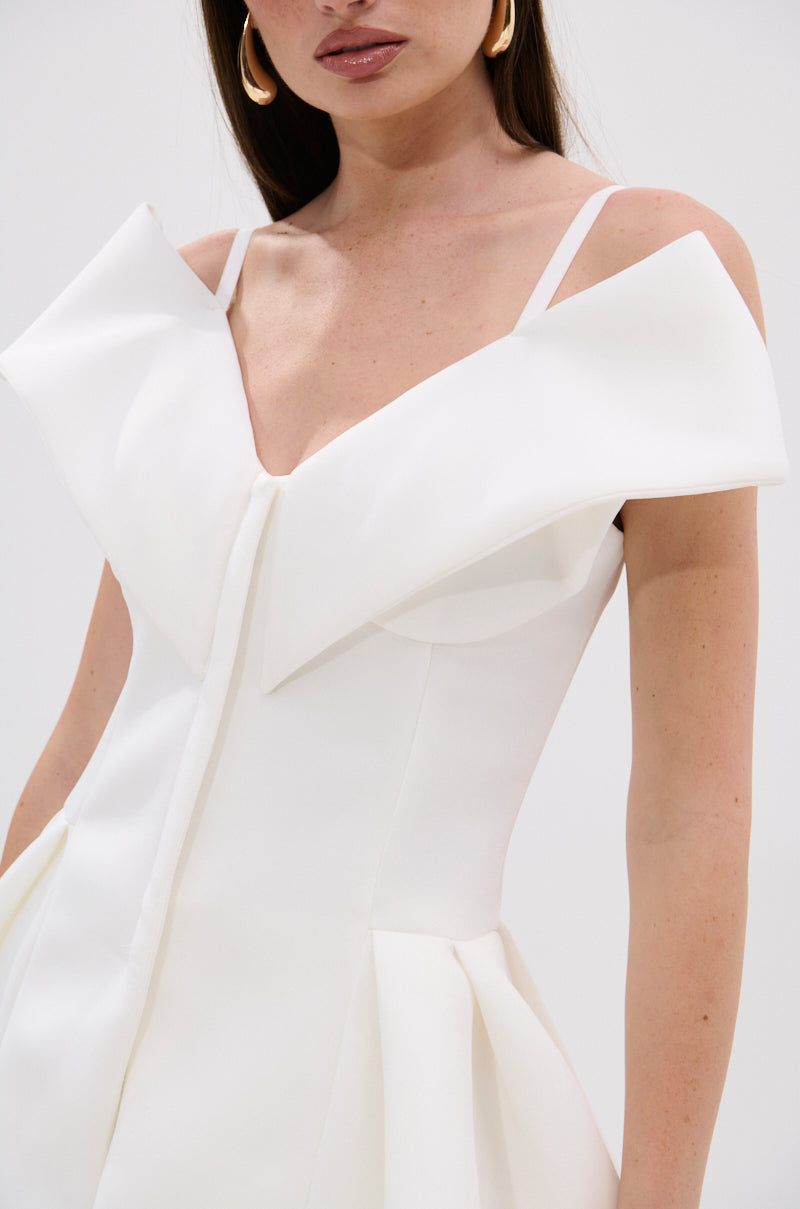 DANCE AROUND SLEEVELESS PEPLUM CORSET