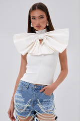 CUTIE BOW TOP IN WHITE