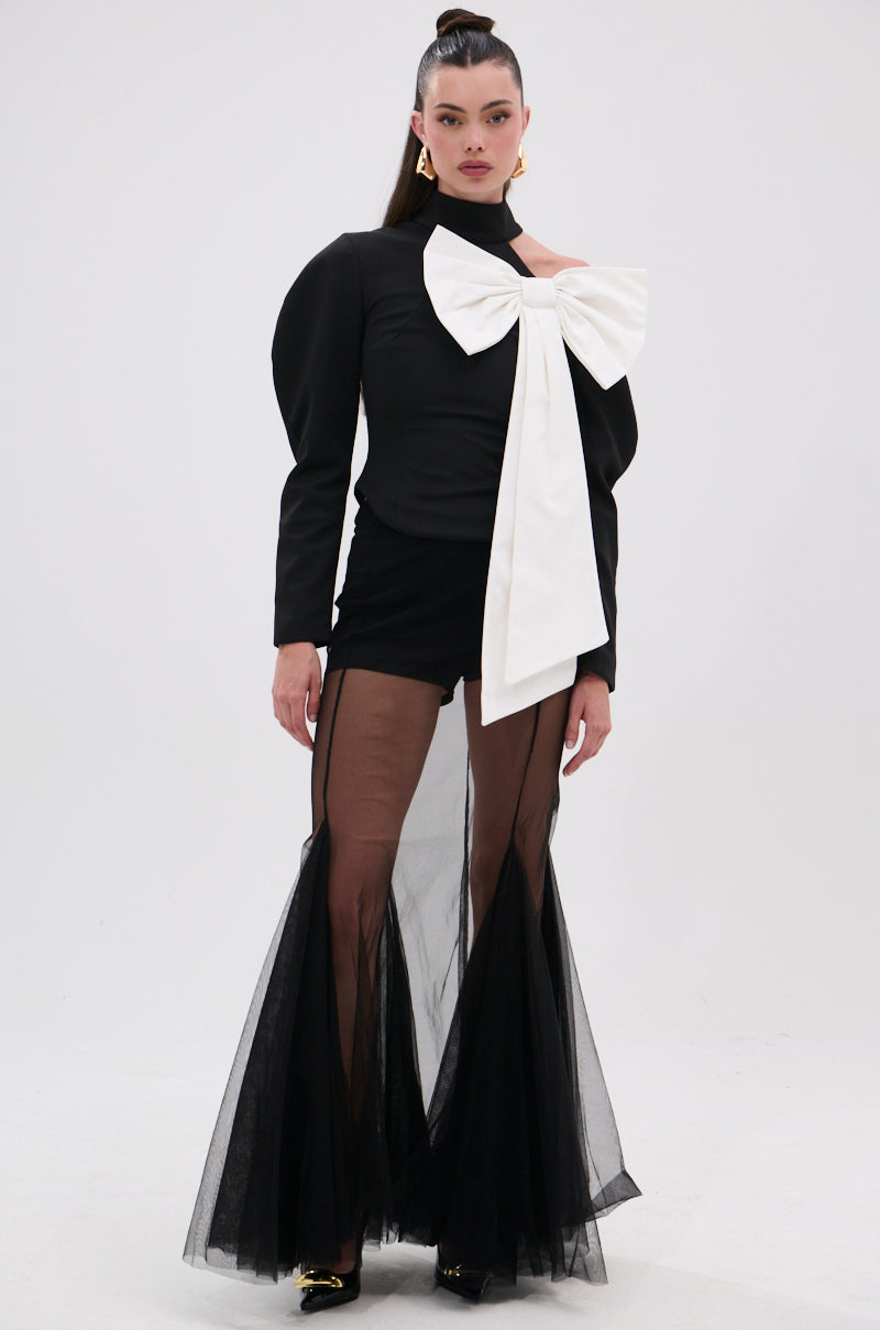 DAYANNE MOCK NECK BOW TOP