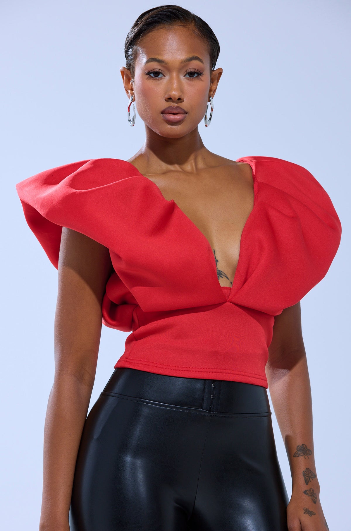 FEMME ENERGY SCUBA BLOUSE IN RED