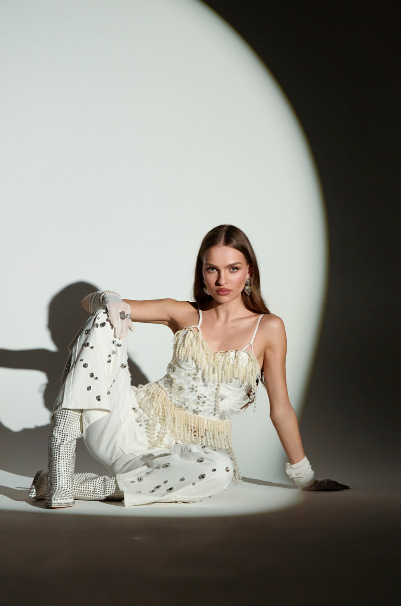 BOLD FRINGE PEARL TOP