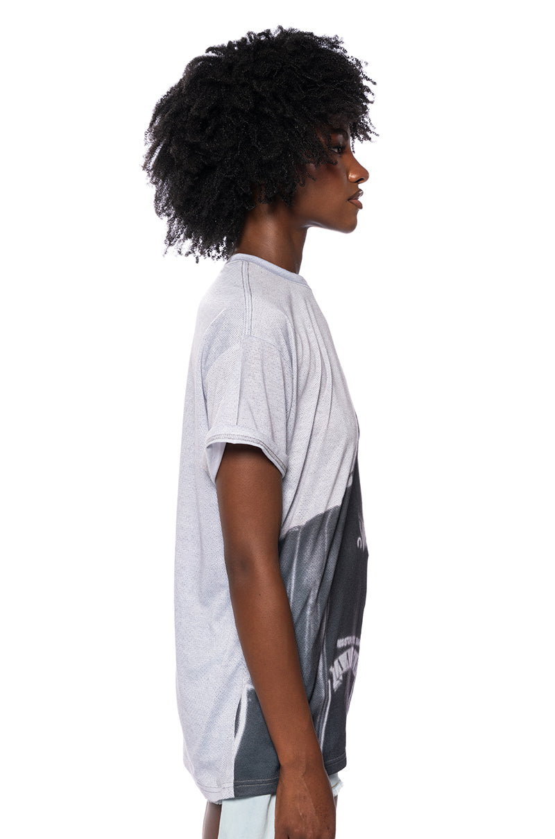 AALIYAH DISTRESSED GRAPHIC TEE