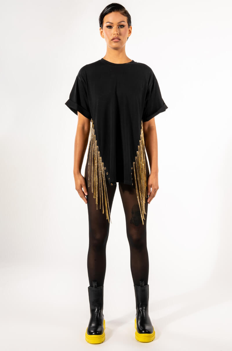 ABOVE AVERAGE CHAIN DETAIL OVERSIZED CREW NECK TSHIRT