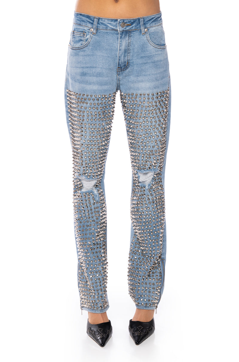 ABSOLUTELY STUDDING JEANS