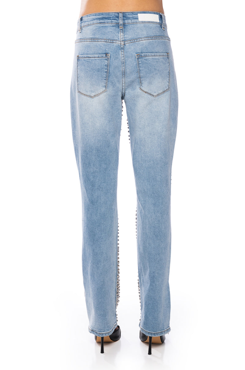 ABSOLUTELY STUDDING JEANS