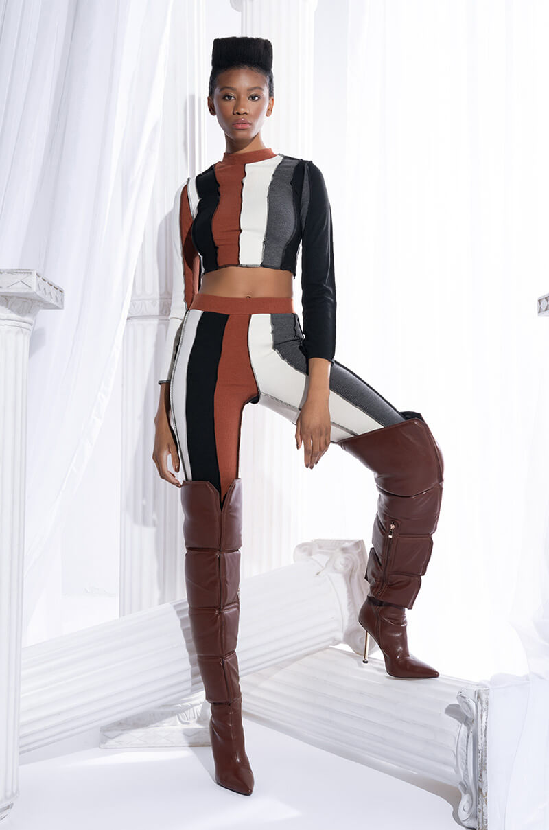 ALL DAY CONTRAST TRIM TURTLENECK TEE