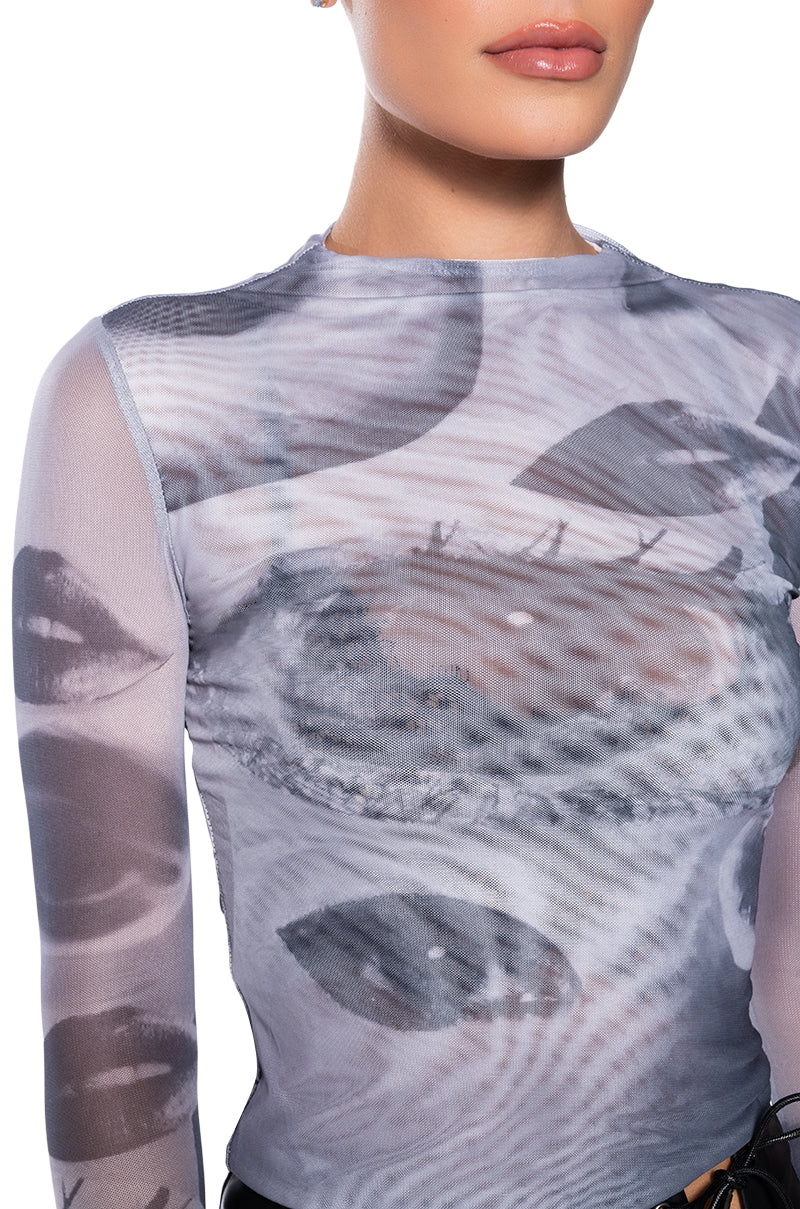 ALL EYES ON YOU MESH GLOVED SHIRT