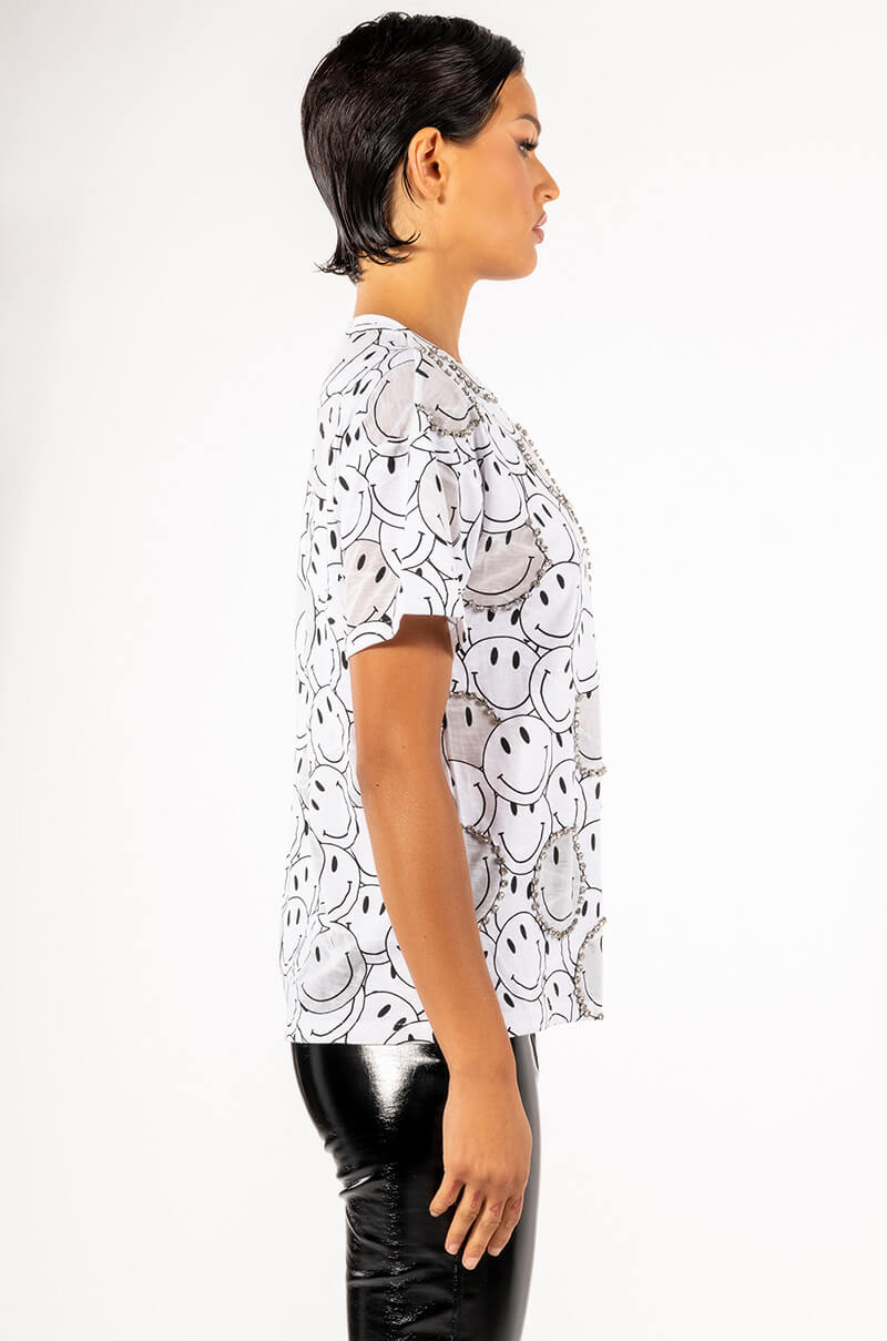 ALL SMILES OVERSIZED GRAPHIC TSHIRT