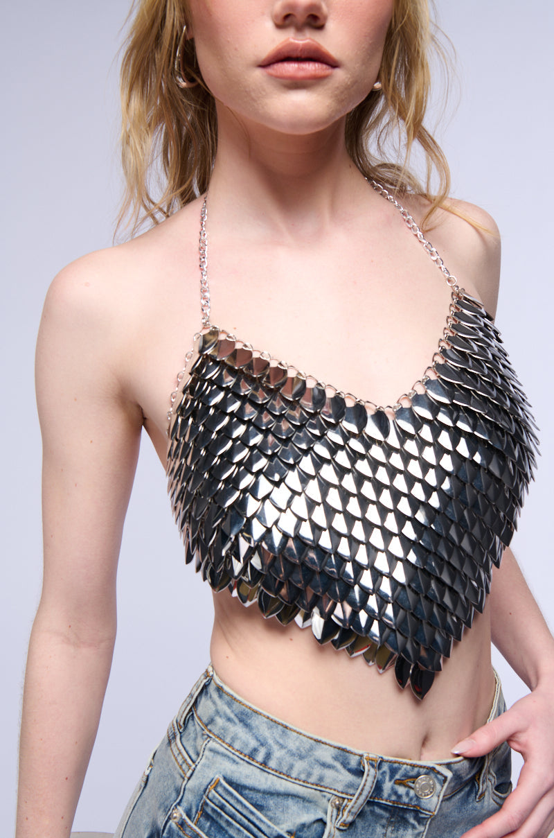 ALL THE GLAMOUR SLEEVELESS CHAIN BRA TOP