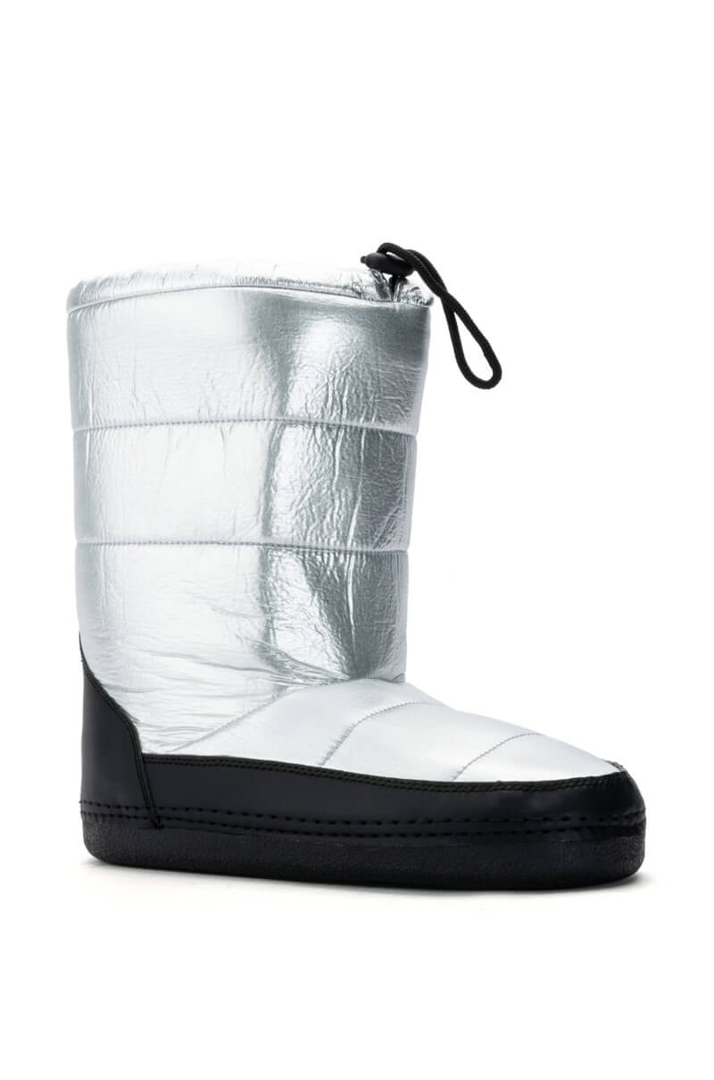 AZALEA WANG BECKY METALLIC WARM LINED BOOTIE IN SILVER