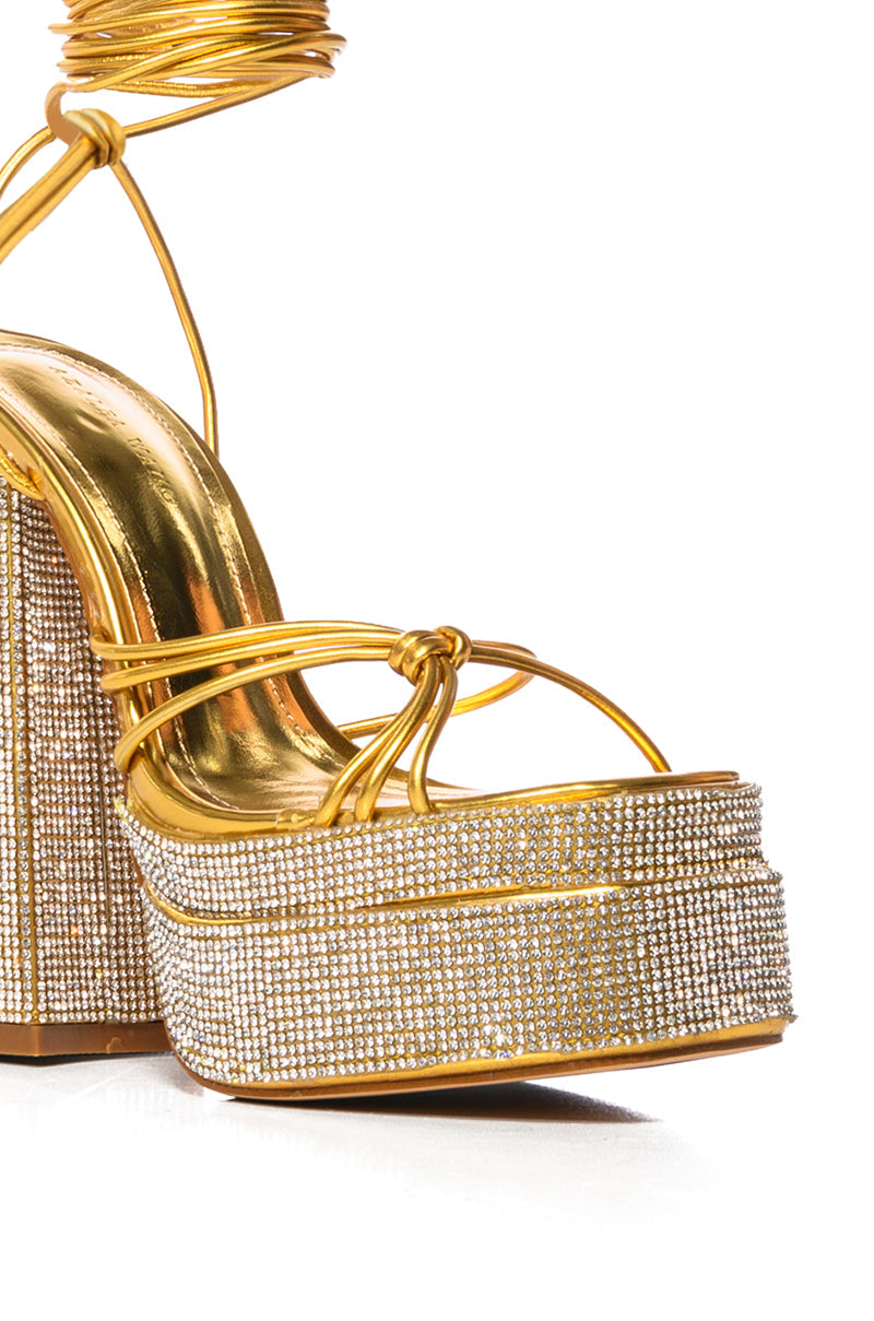 AZALEA WANG BREETA EMBELLISHED PLATFORM SANDAL IN GOLD