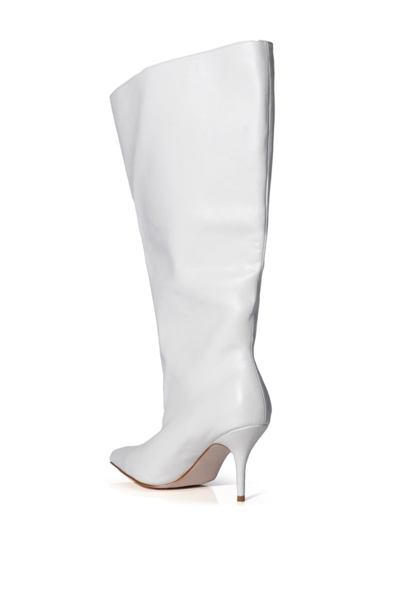 AZALEA WANG BRIGHTEN BUCKET BOOT IN CREAM