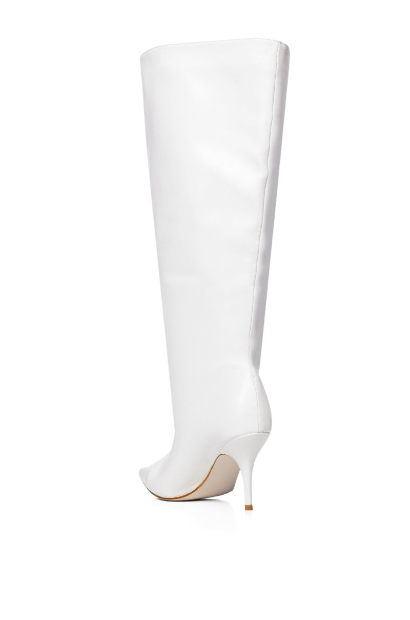 AZALEA WANG BRIGHTEN BUCKET BOOT IN CREAM