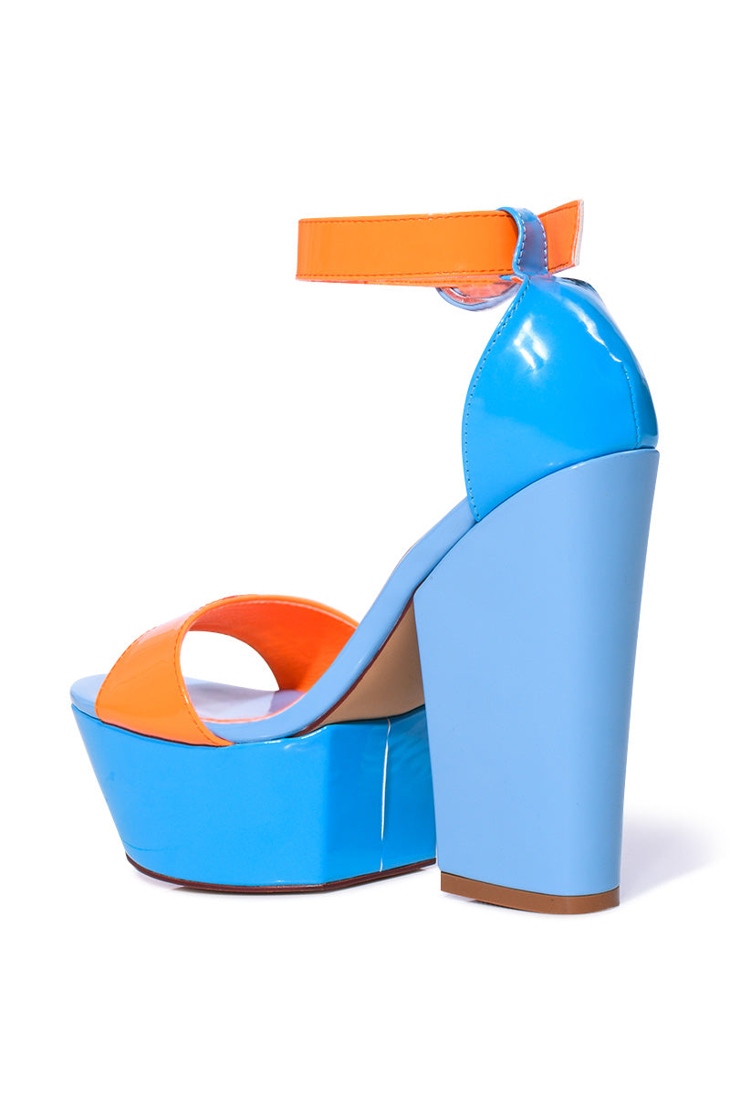 AZALEA WANG BUTTERSCOTCH COLOR BLOCKED SANDAL IN BLUE