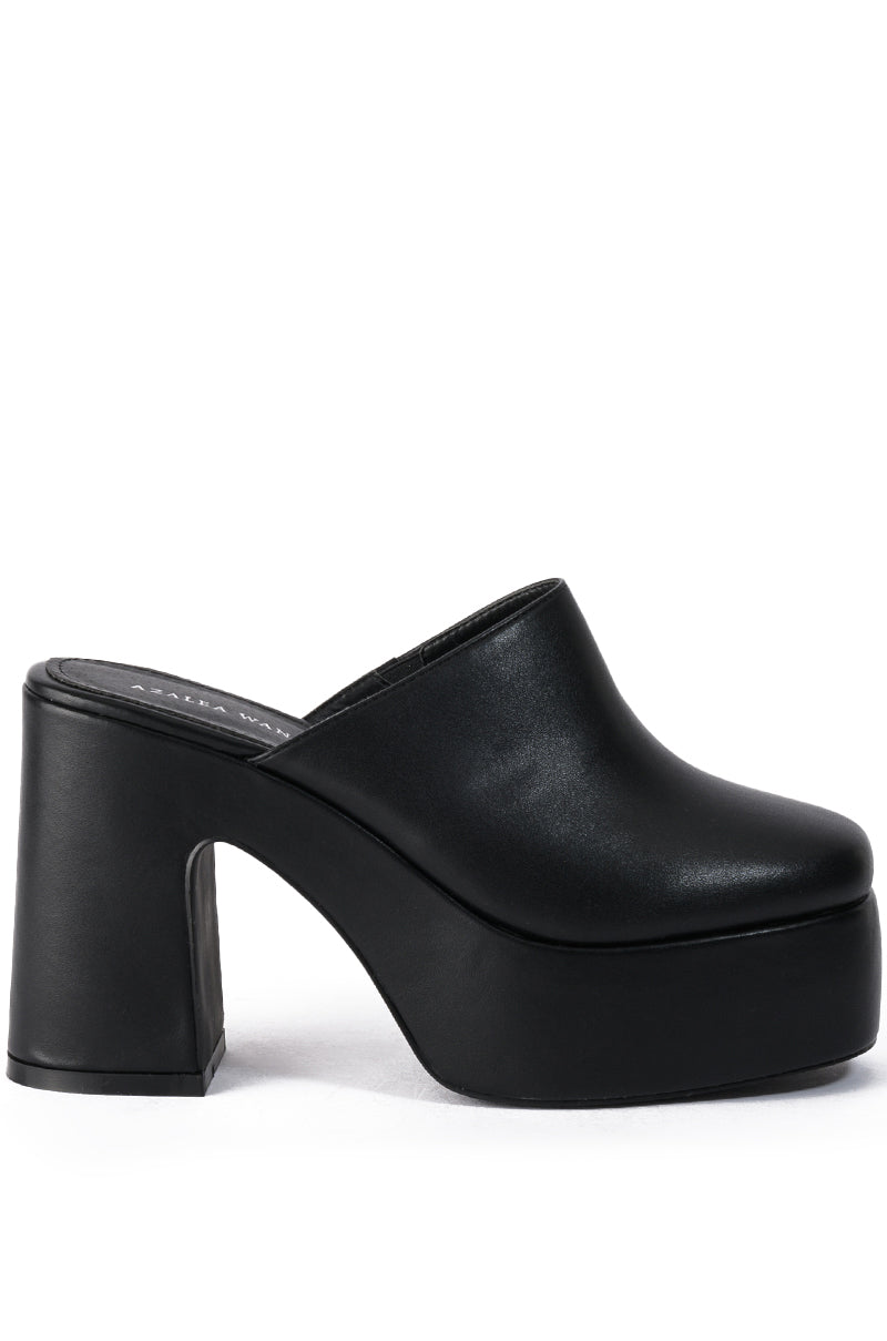 AZALEA WANG CAMBRIA BLACK CHUNKY CLOG