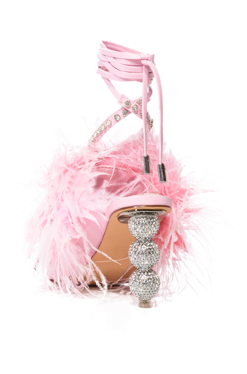AZALEA WANG CLOVE BUTTERFLY EMBELLISHED FEATHER SANDAL IN PINK