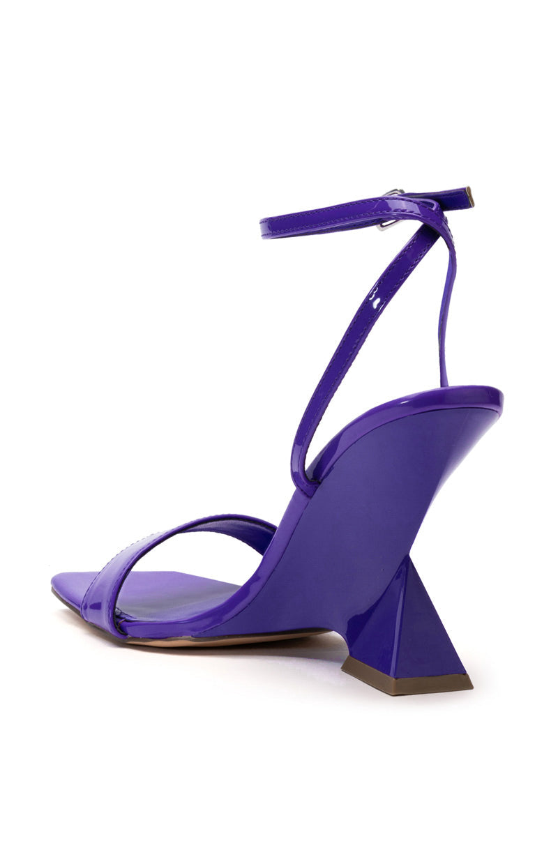AZALEA WANG COIN PATENT CHUNKY SANDAL IN PURPLE