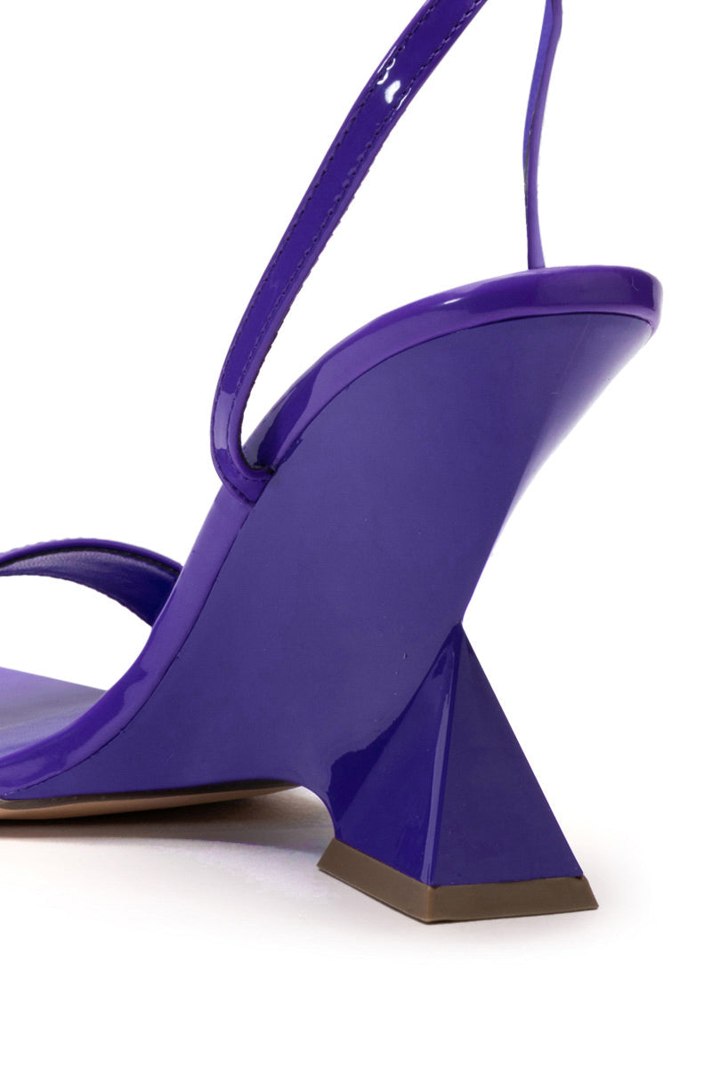 AZALEA WANG COIN PATENT CHUNKY SANDAL IN PURPLE