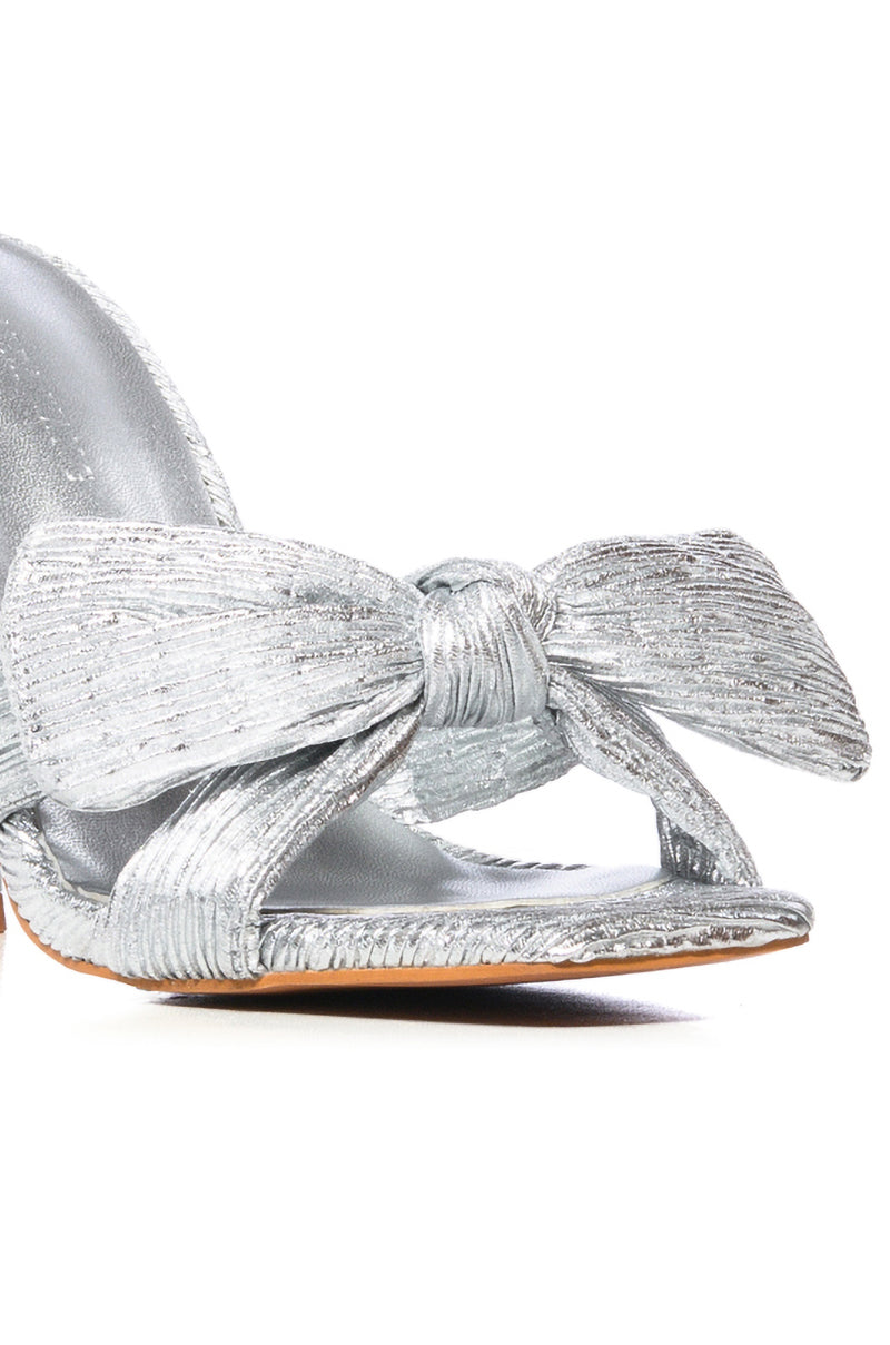 AZALEA WANG GENEVA SILVER BOW DETAIL SANDAL