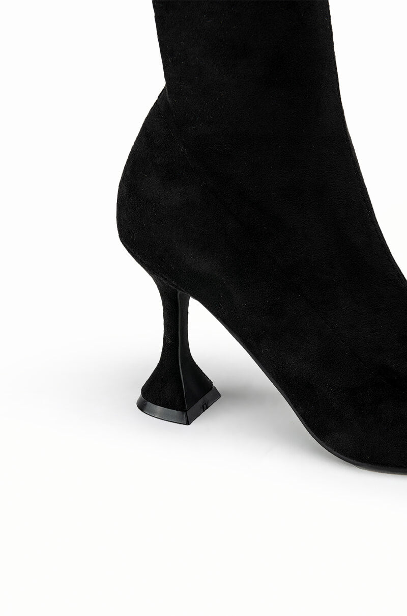 AZALEA WANG ALLISON CHUNKY BOOTIE IN BLACK STRETCH SUEDE