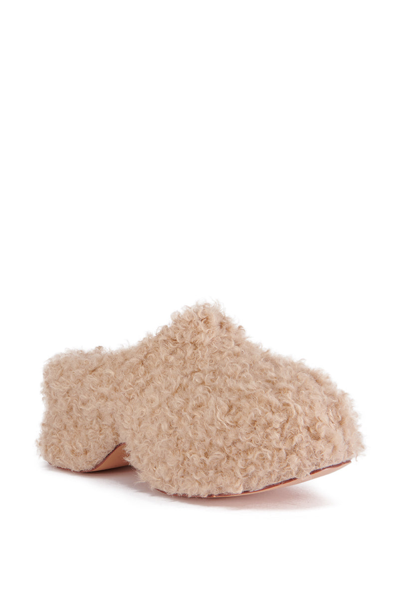 AZALEA WANG MORTICIA BROWN SHERPA CLOG