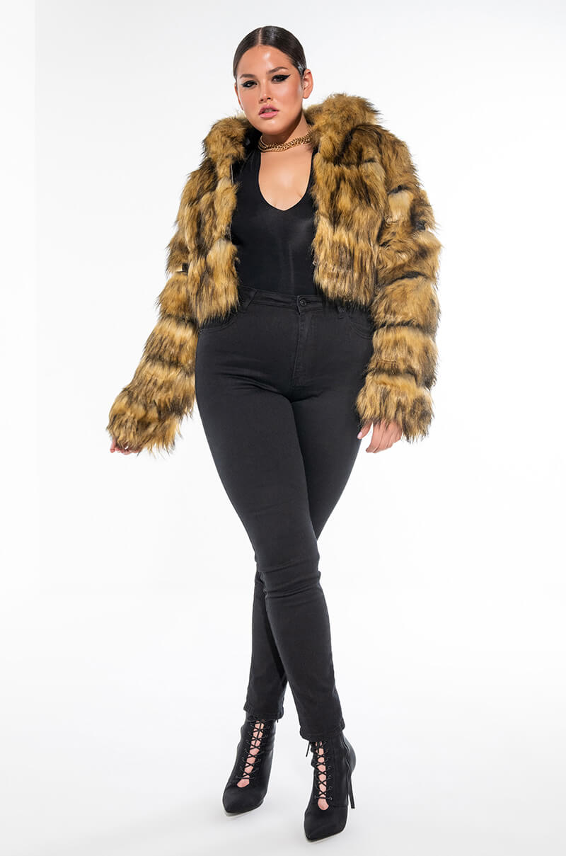 PLUS GRACELLE FAUX FUR CROPPED JACKET