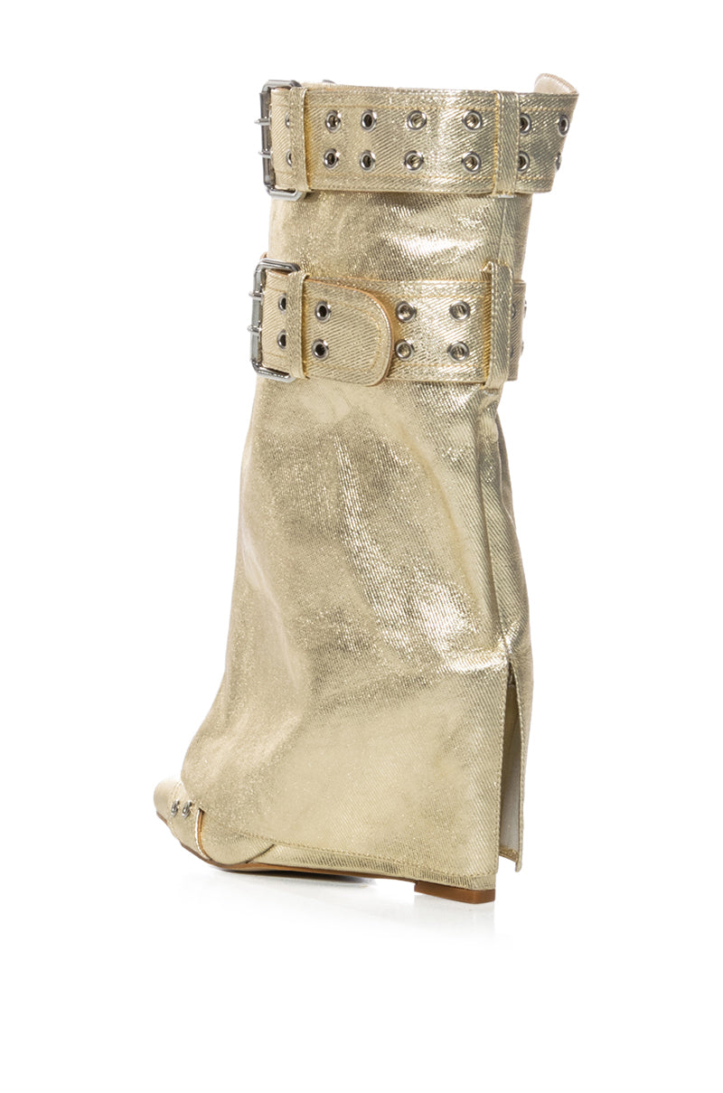 AZALEA WANG QISTINA GOLD METALLIC FOLDOVER WEDGE BOOTIE