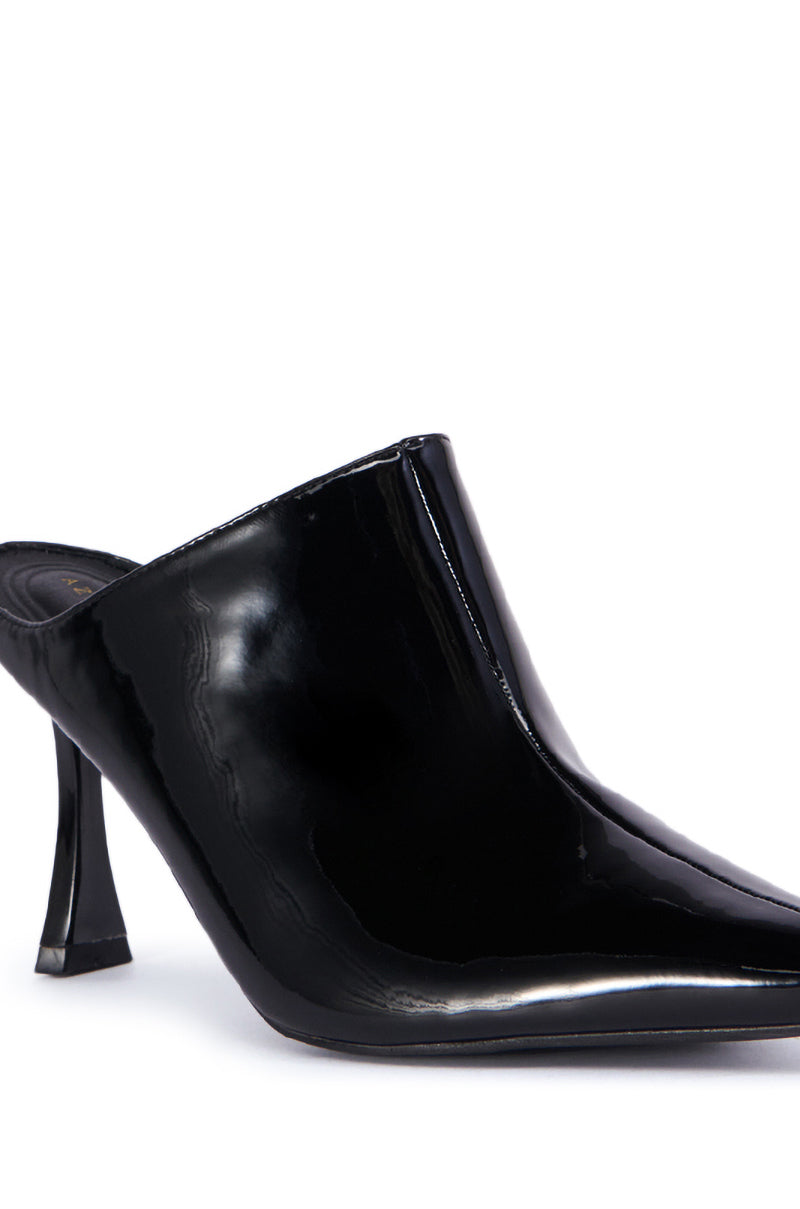 AZALEA WANG SAKURA BLACK MULE PUMP