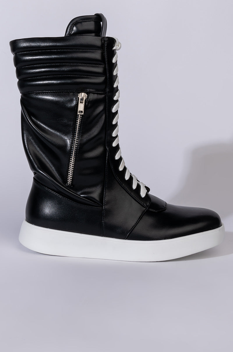 AZALEA WANG THROW IT BACK FLAT SNEAKER IN BLACK