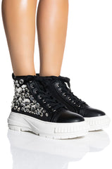 AZALEA WANG WAVERING GLASS FLAT SNEAKER IN BLACK