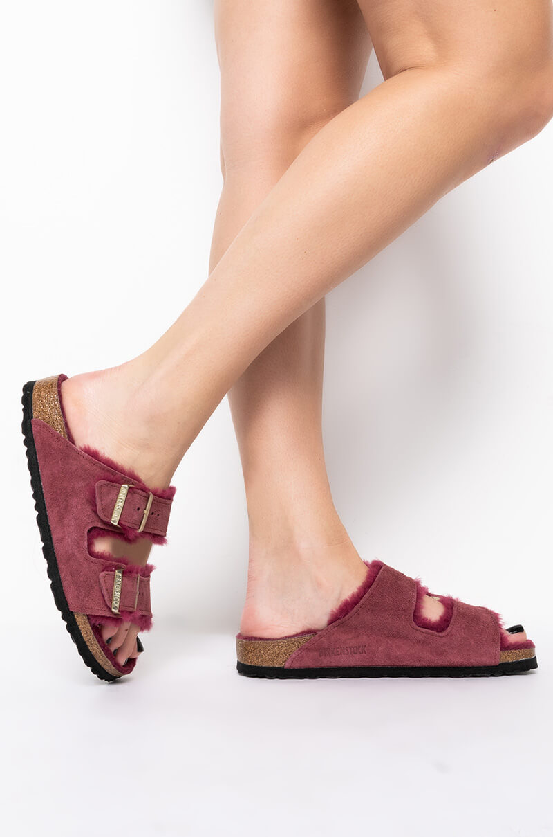 BIRKENSTOCK ARIZONA SHEARLING SANDAL IN MAROON