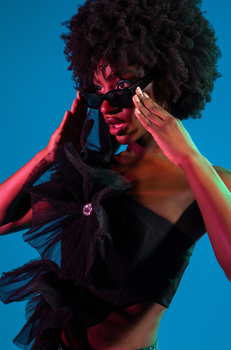 BLOSSOM TEXTURED FLOWER CROP TOP