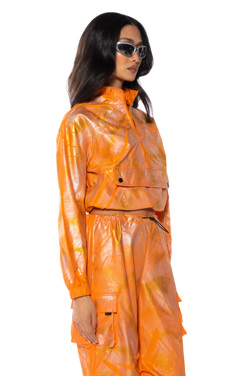 BRIGHT BRIGHT NYLON PULLOVER