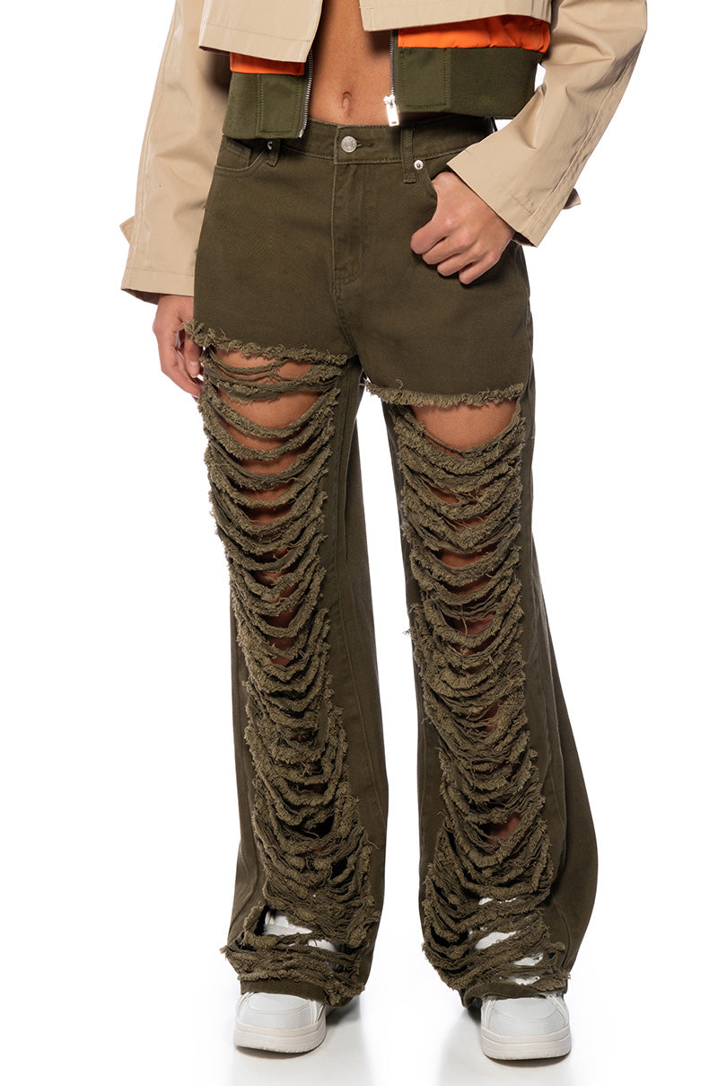 CALCULATED MOVES WIDE LEG DISTRESSED JEAN