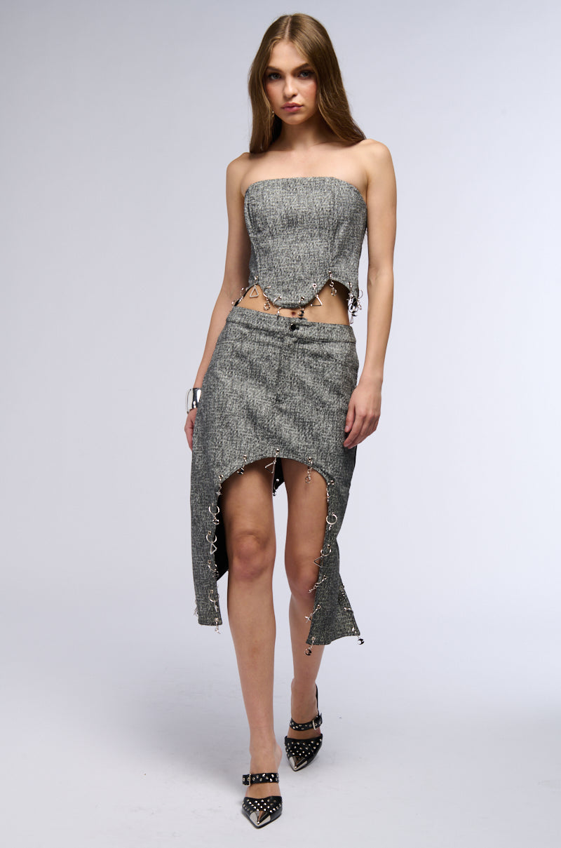CALLING MY NAME SKIRT IN GRAY