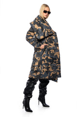 CAMPING TUFTED PUFFER COAT IN CAMO