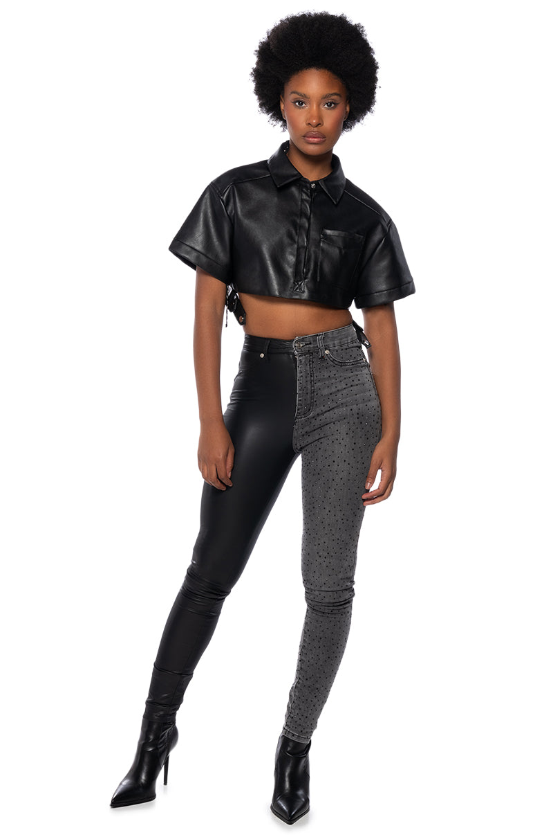 EXTREME STRETCH EMBELLISHED SKINNY JEANS