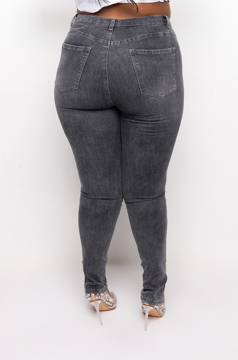 EXTREME STRETCH HIGH RISE SKINNY JEANS RHINESTONE