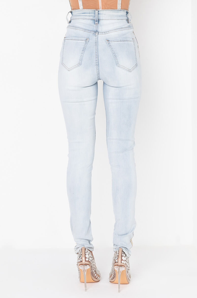 EXTREME STRETCH HIGH WAIST PEARL SKINNY JEANS