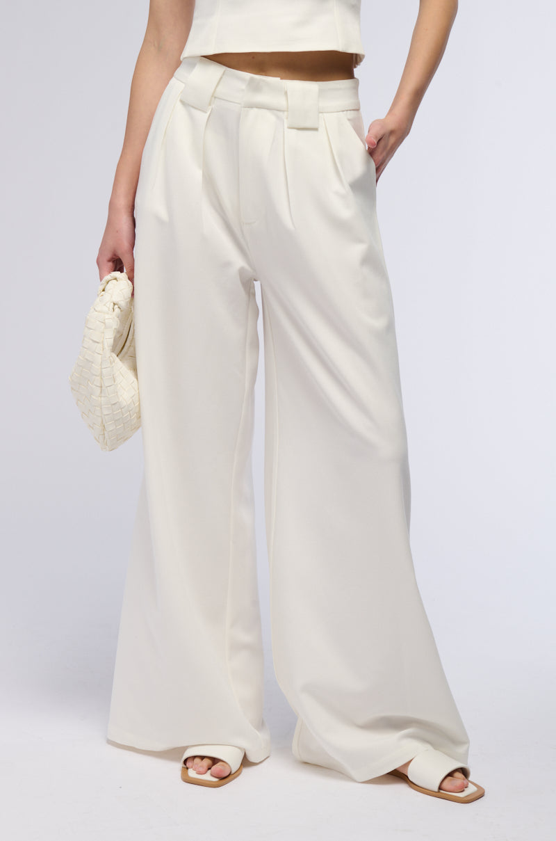 FEELS JUST LIKE IT TROUSER